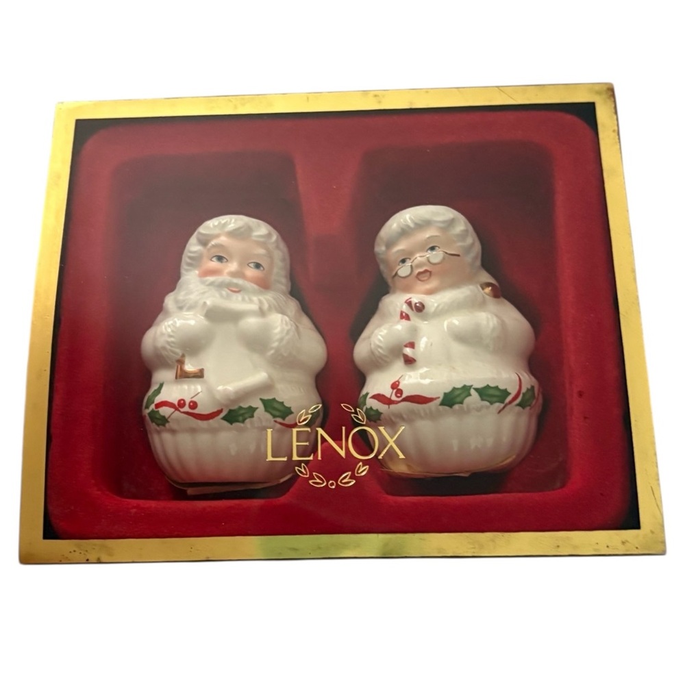 Lenox vintage Santa & Mrs. Claus salt & pepper shakers